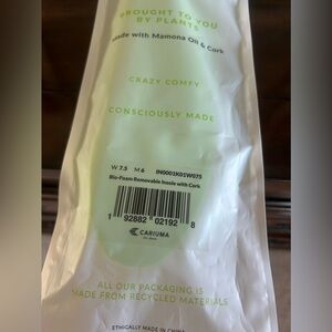 NEW in package Cariuma insoles